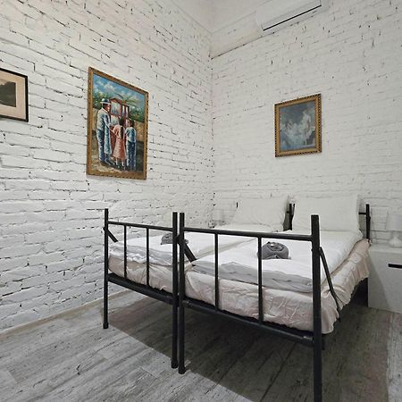 Wolf Apartment With Terrace Budapesta Exterior foto